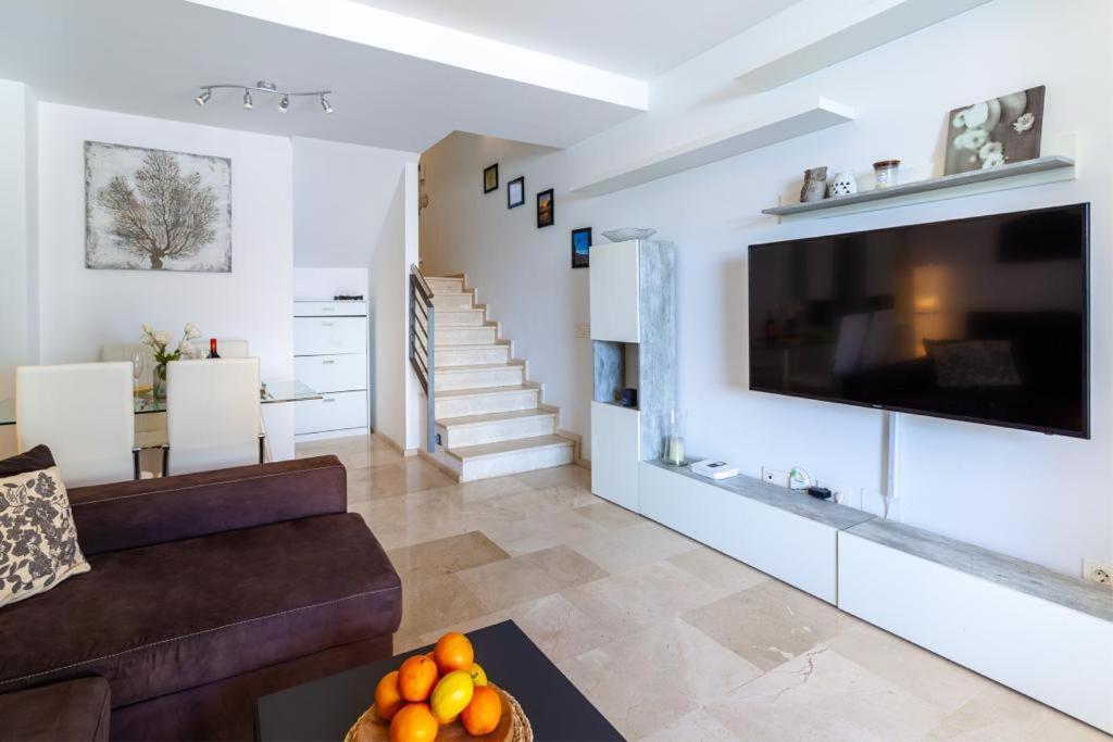 Luxurioesen Apartment Am Meer Golfplatz, Strand Playa Del Cura  Bagian luar foto