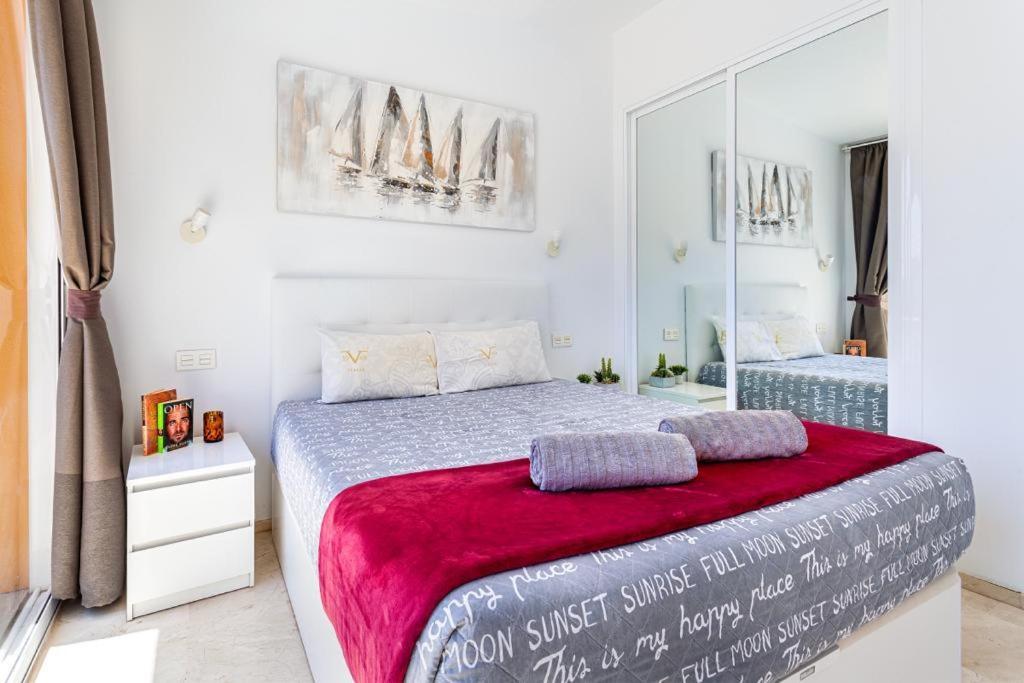 Luxurioesen Apartment Am Meer Golfplatz, Strand Playa Del Cura  Bagian luar foto